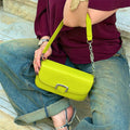 CARTERA DE HOMBRO MINIMALISTA