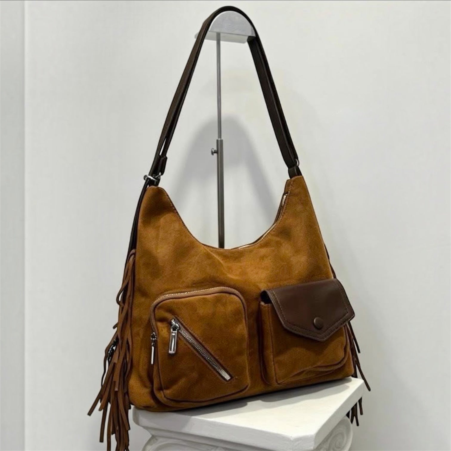 CARTERA MOCHILA CON BOLSILLOS