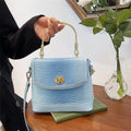 CARTERA CHIC IDEAL PARA EL DIA A DIA MUJER EN COLOR AZUL