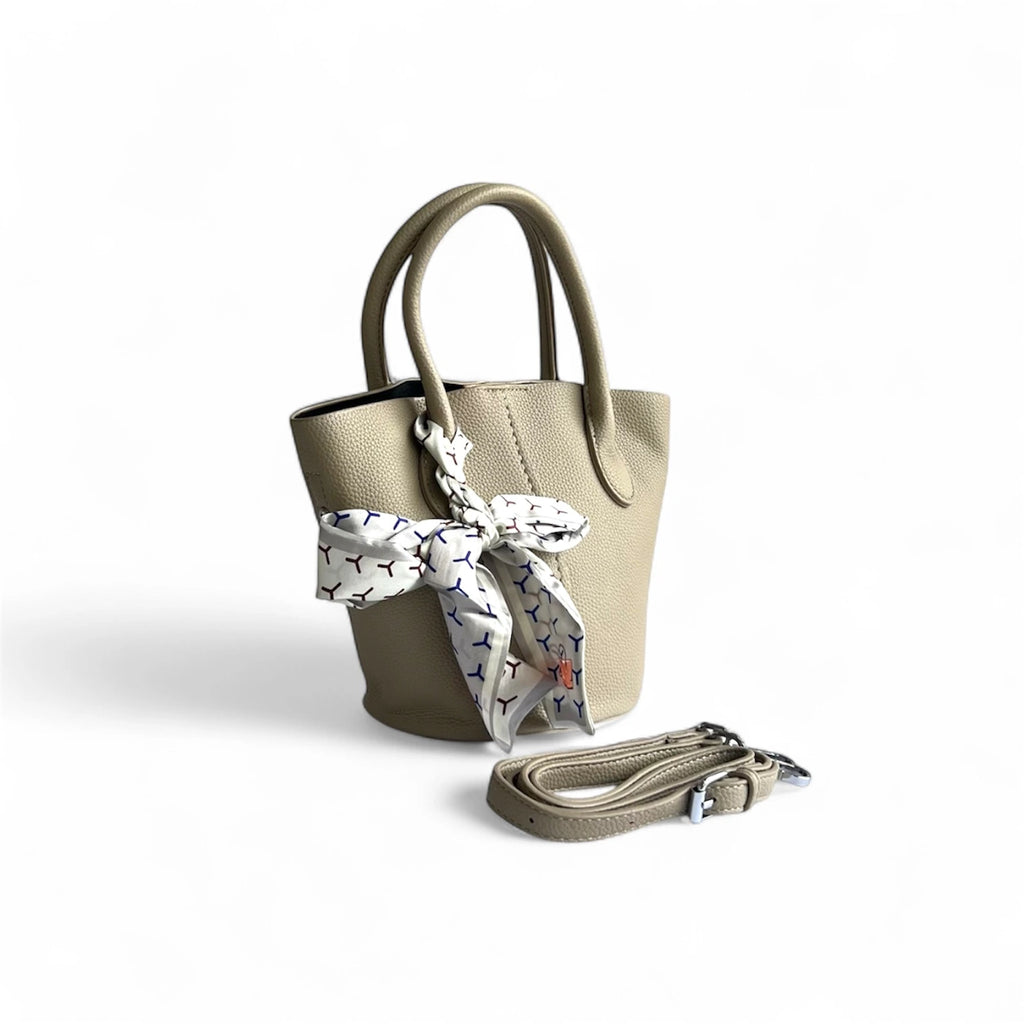 Cartera gris topo cálido