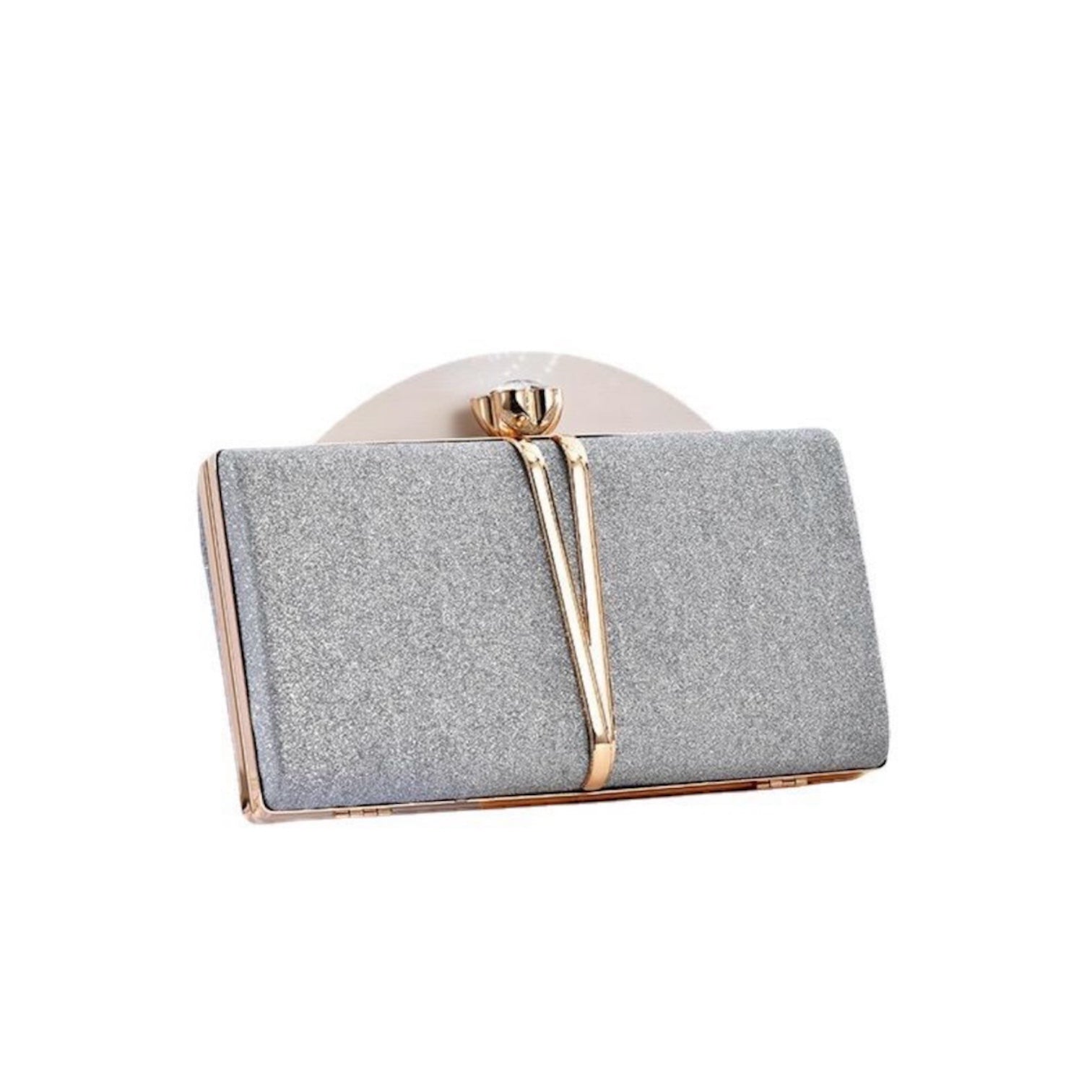 Cartera de fiesta elegante con diseño compacto.