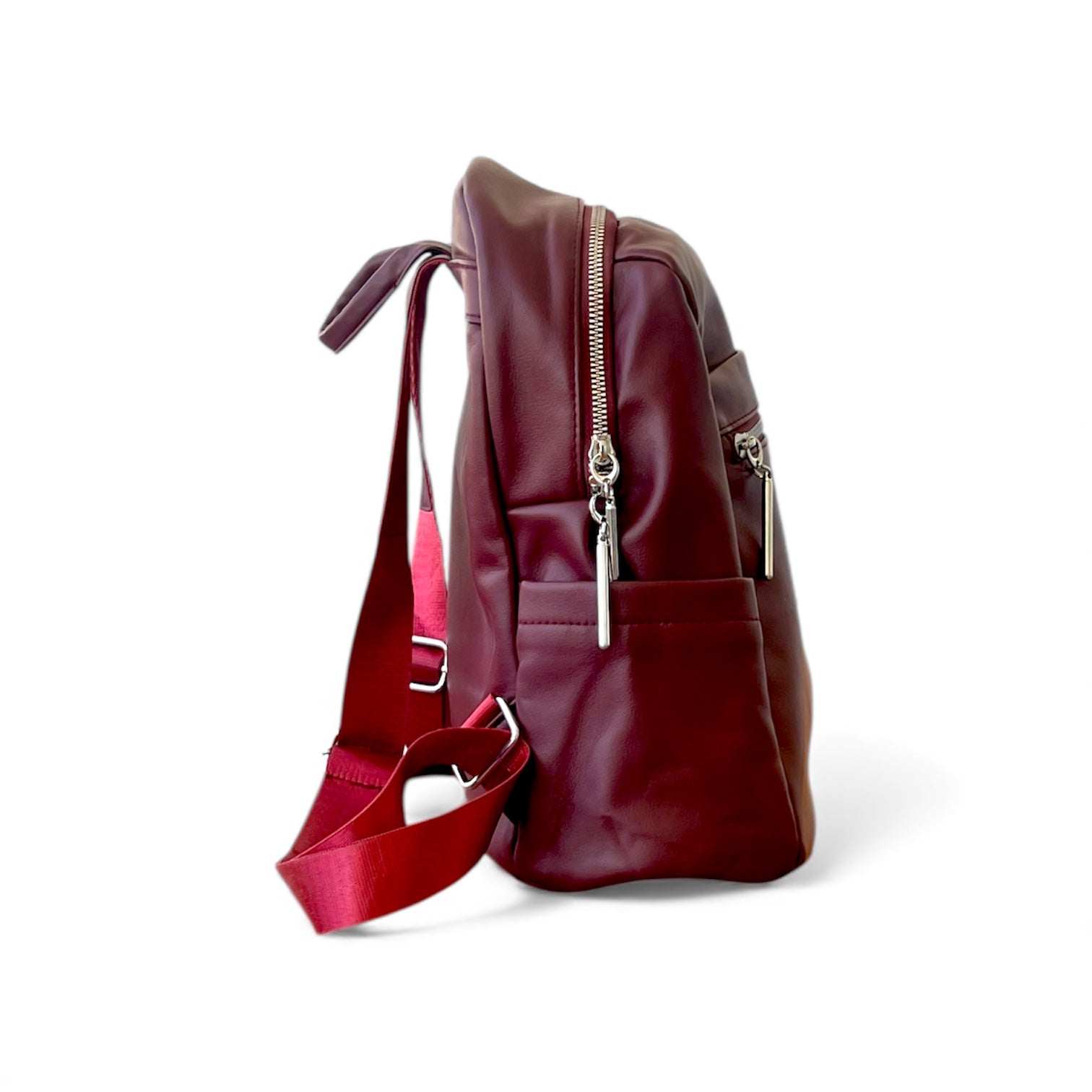 Mochila compacta y funcional para uso diario